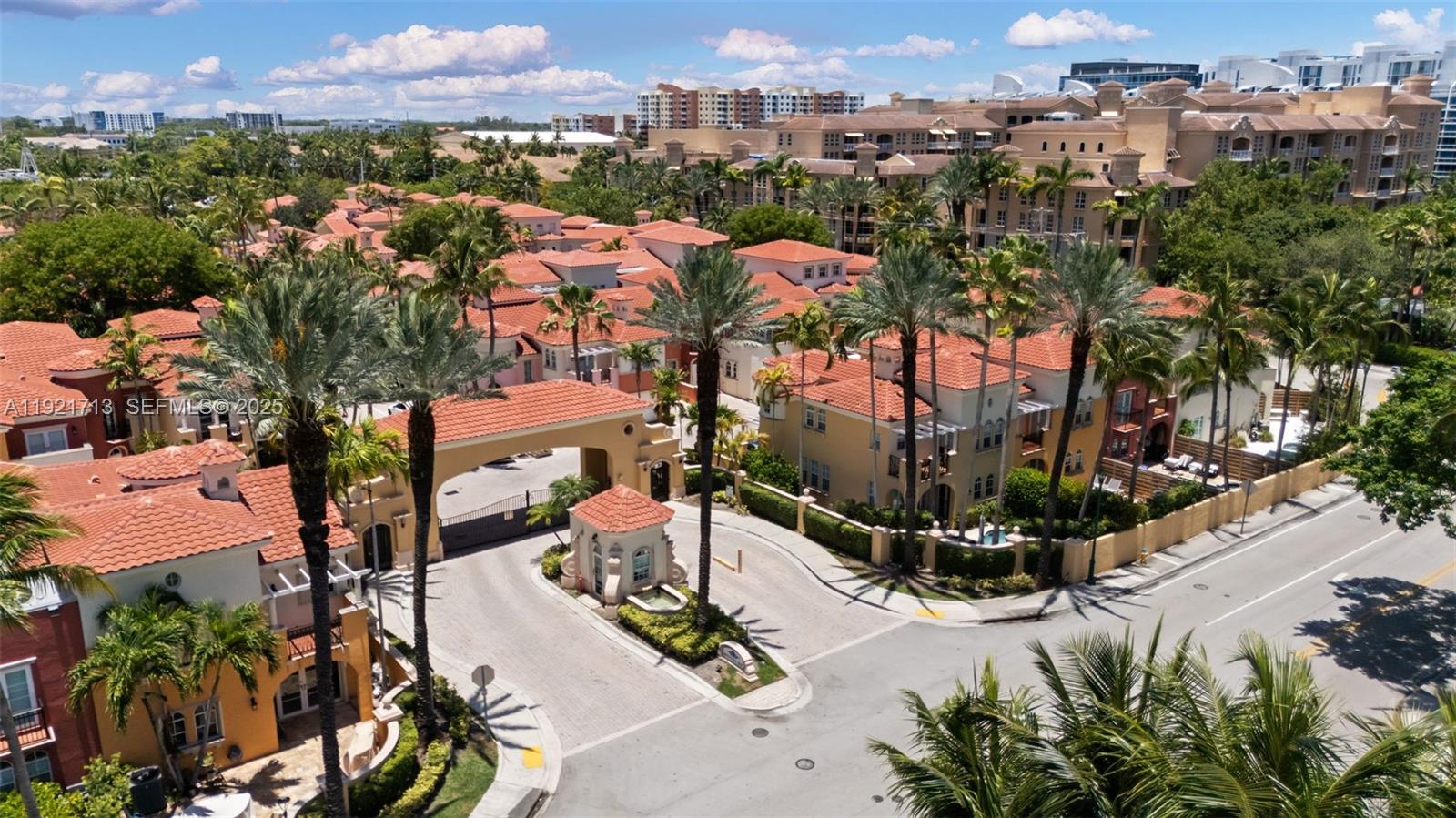 Photo of 18475 30th Pl  (18475), Aventura, Florida, 33160 - 