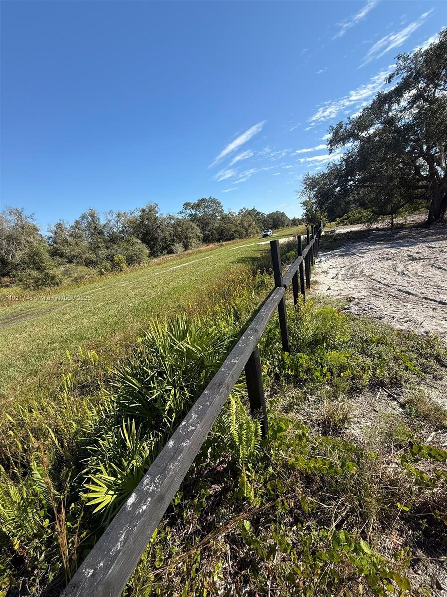   /   sq. ft. $ 2025-11-26 0 Photo