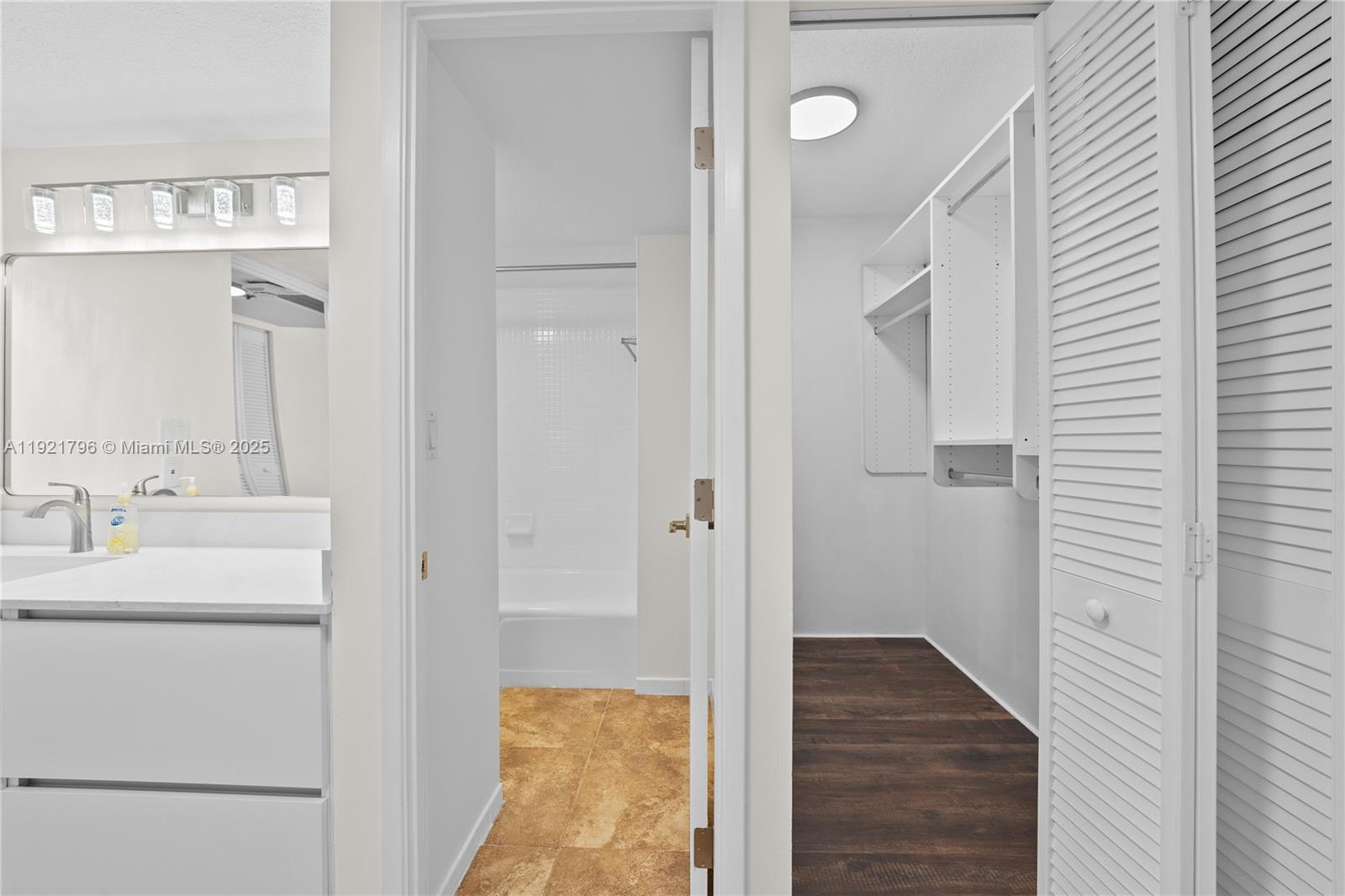 Photo of 20225 34th Ct #413, Aventura, Florida, 33180 -