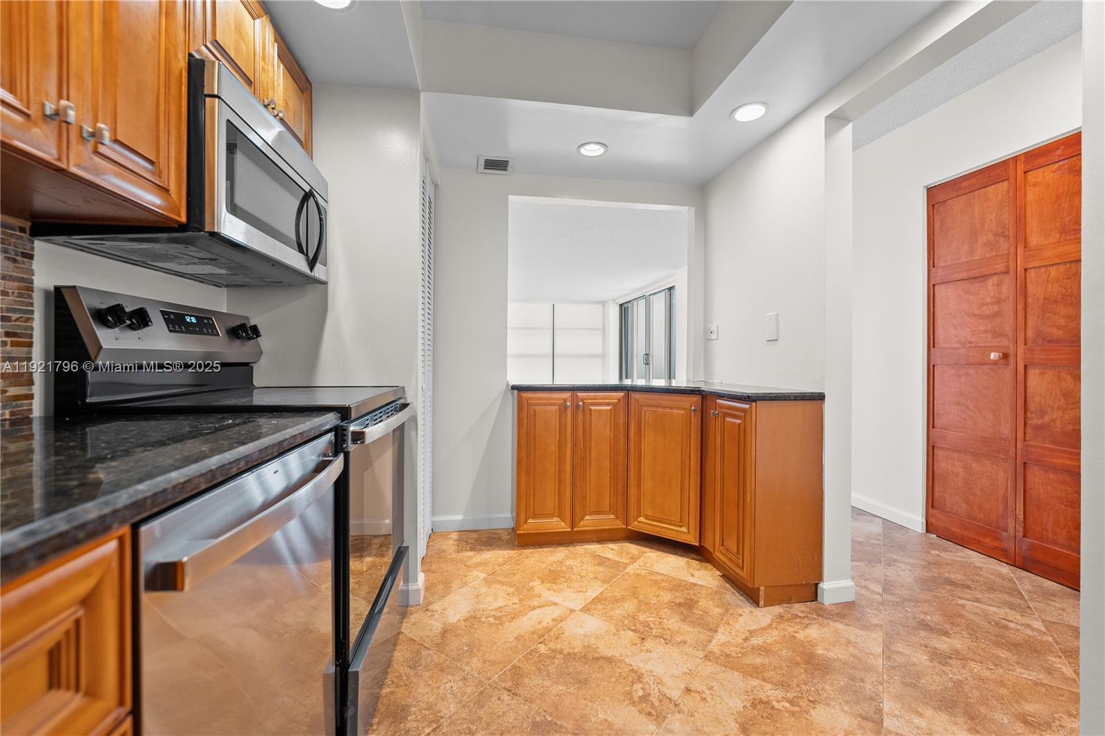 Photo of 20225 34th Ct #413, Aventura, Florida, 33180 -