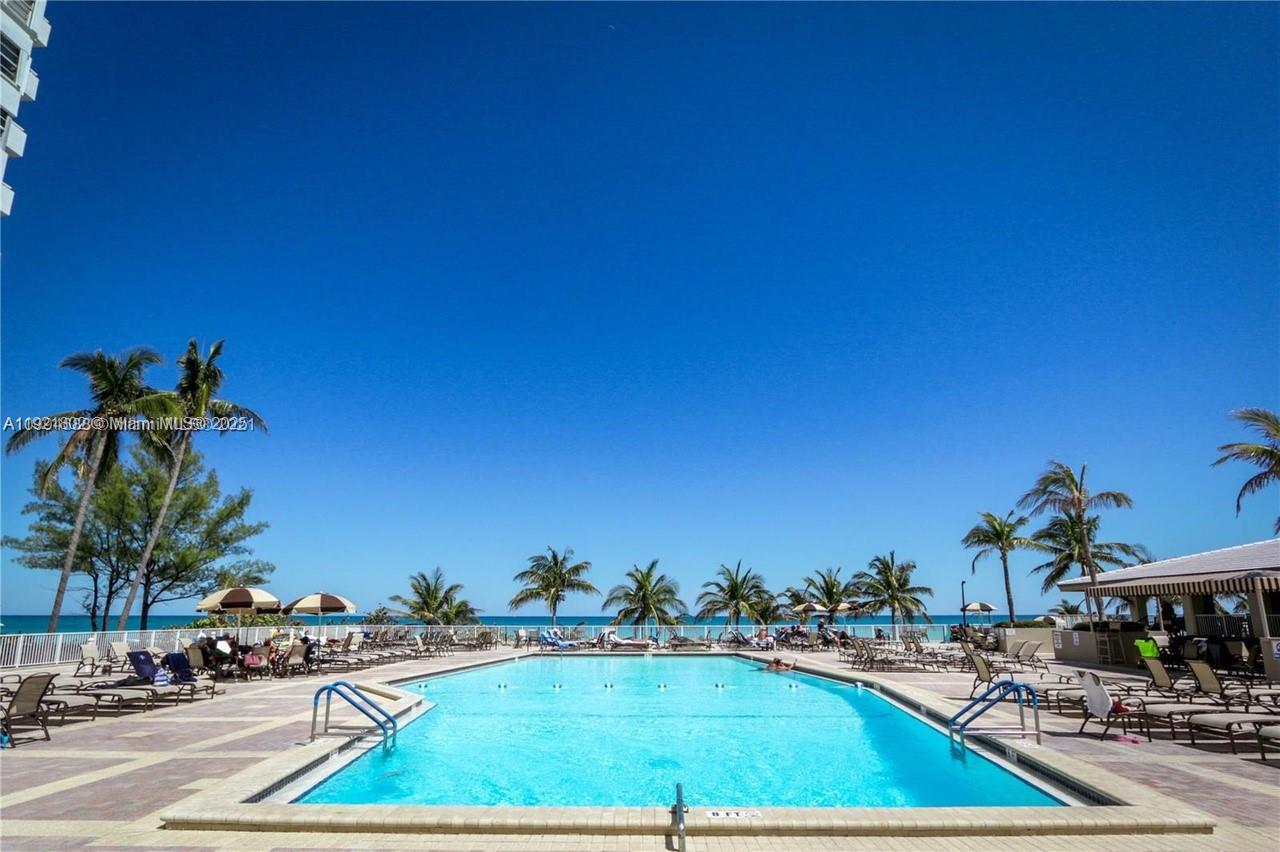 3A 1 / 2 870 sq. ft. $ 2025-11-27 0 Photo