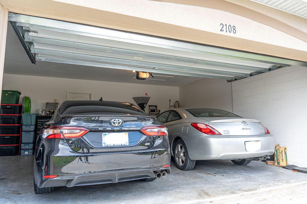 Ver detalles 2108 5 / 3 2274 sq. ft. $ 2026-06-14 0 foto