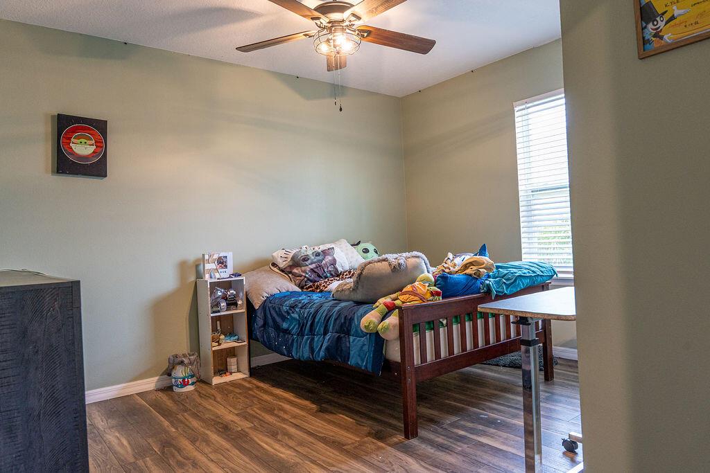 Ver detalles 2108 5 / 3 2274 sq. ft. $ 2026-06-14 0 foto