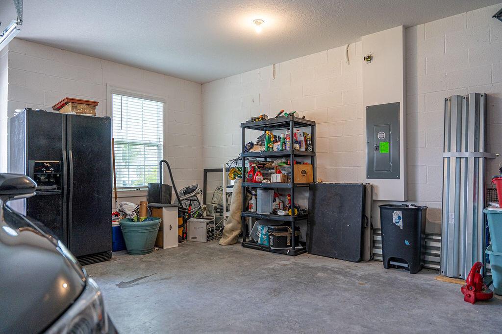 Ver detalles 2108 5 / 3 2274 sq. ft. $ 2026-06-14 0 foto