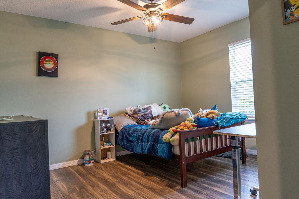 Ver detalles 2108 5 / 3 2274 sq. ft. $ 2026-06-14 0 foto