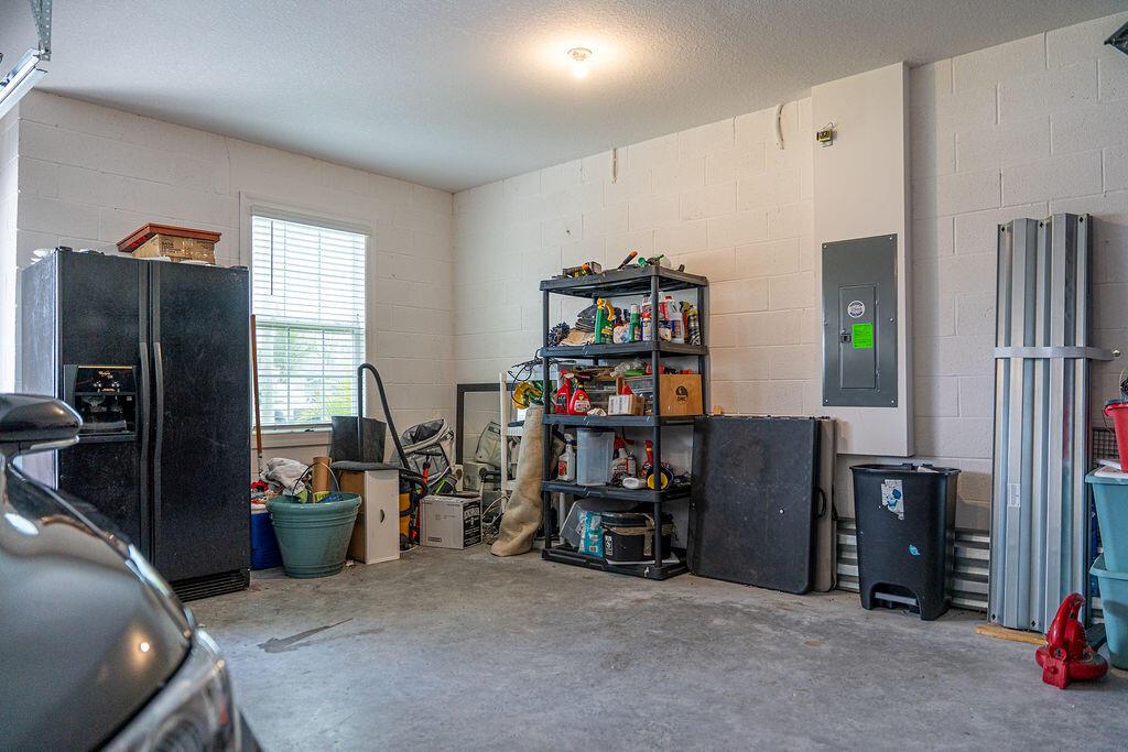 Ver detalles 2108 5 / 3 2274 sq. ft. $ 2026-06-14 0 foto