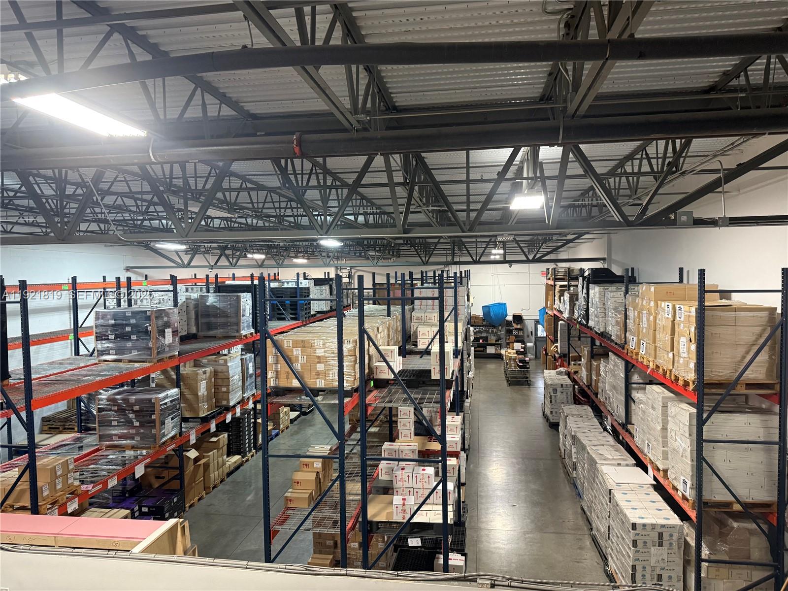 See details 8 / sq. ft. $ 2025-11-27 0 Photo