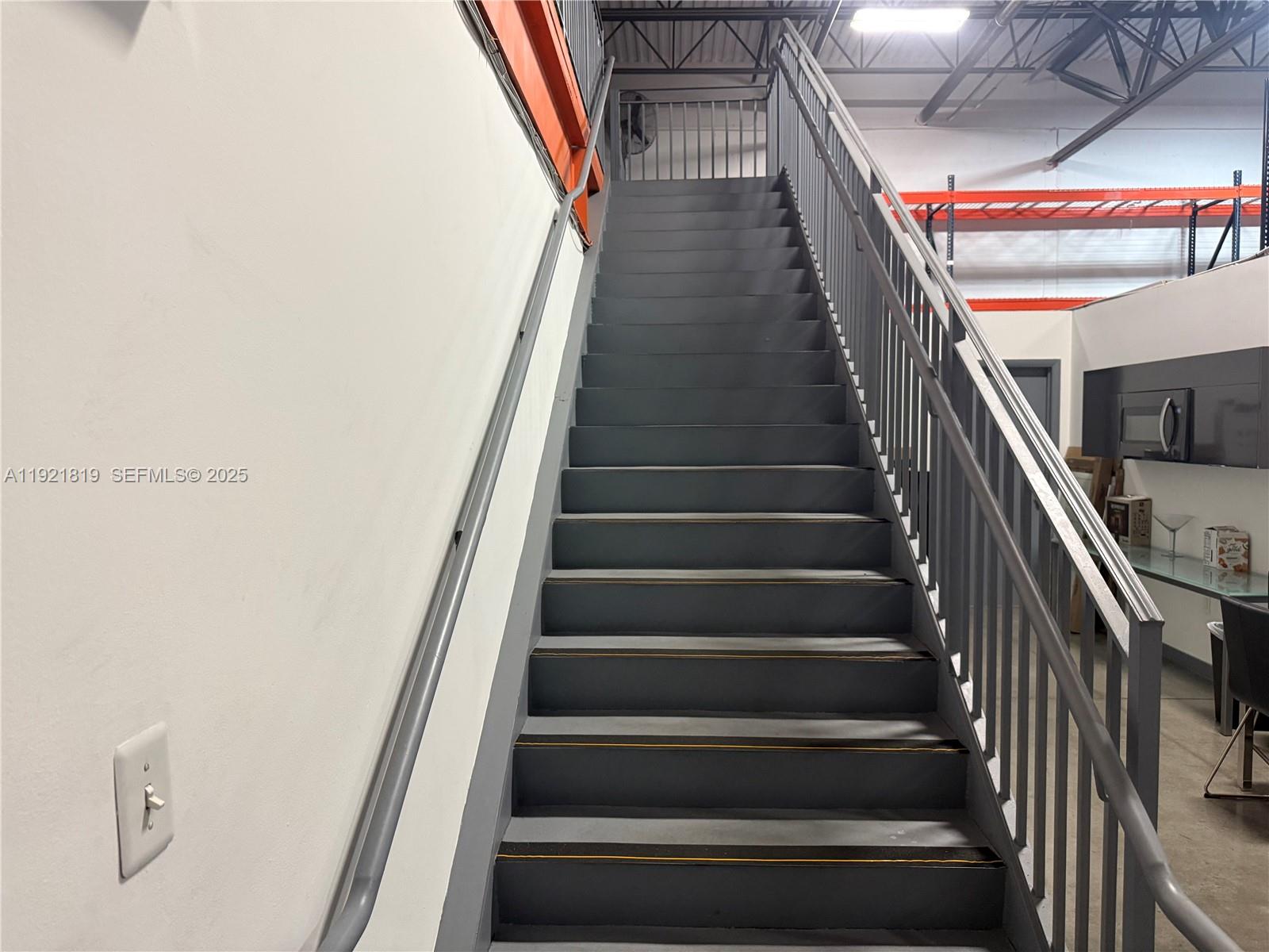 See details 8 / sq. ft. $ 2025-11-27 0 Photo