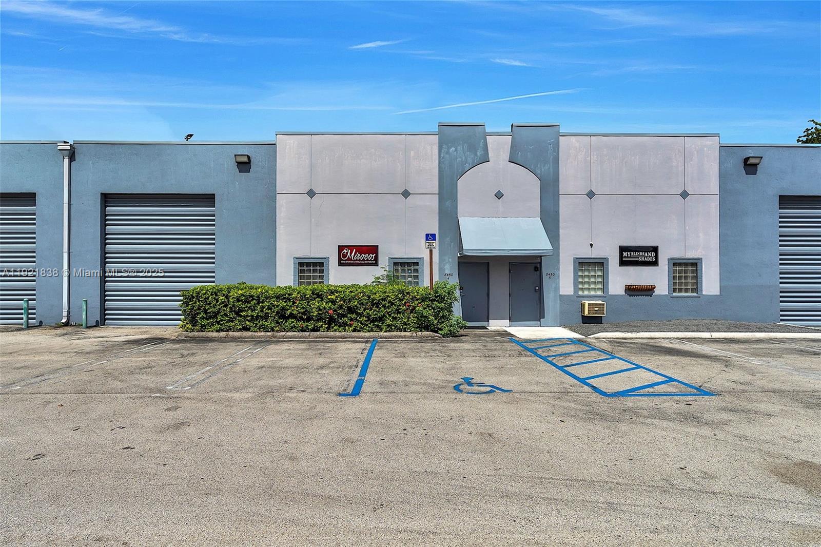   /   sq. ft. $ 2025-11-27 0 Photo