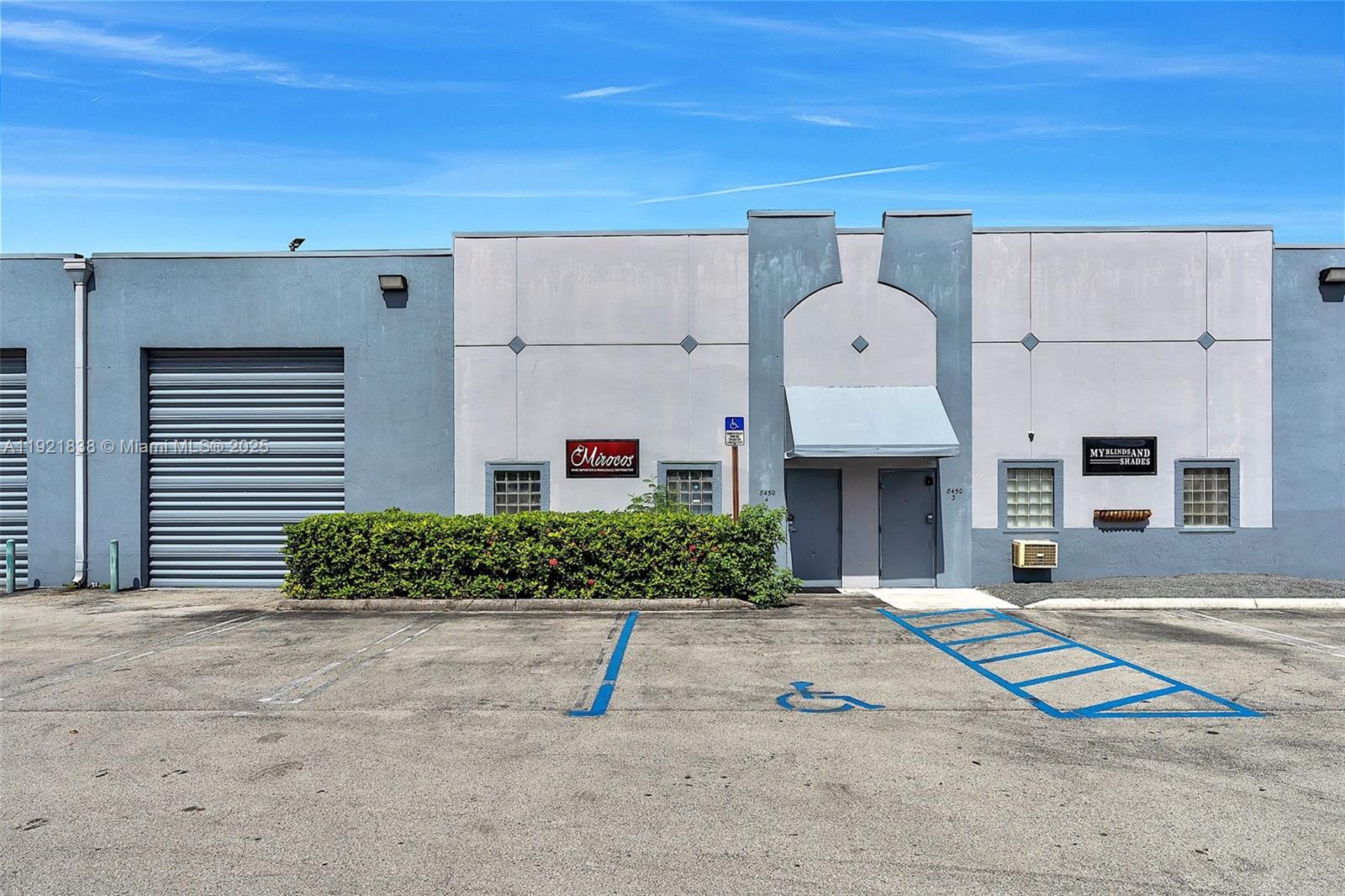   /   sq. ft. $ 2025-11-27 0 Photo