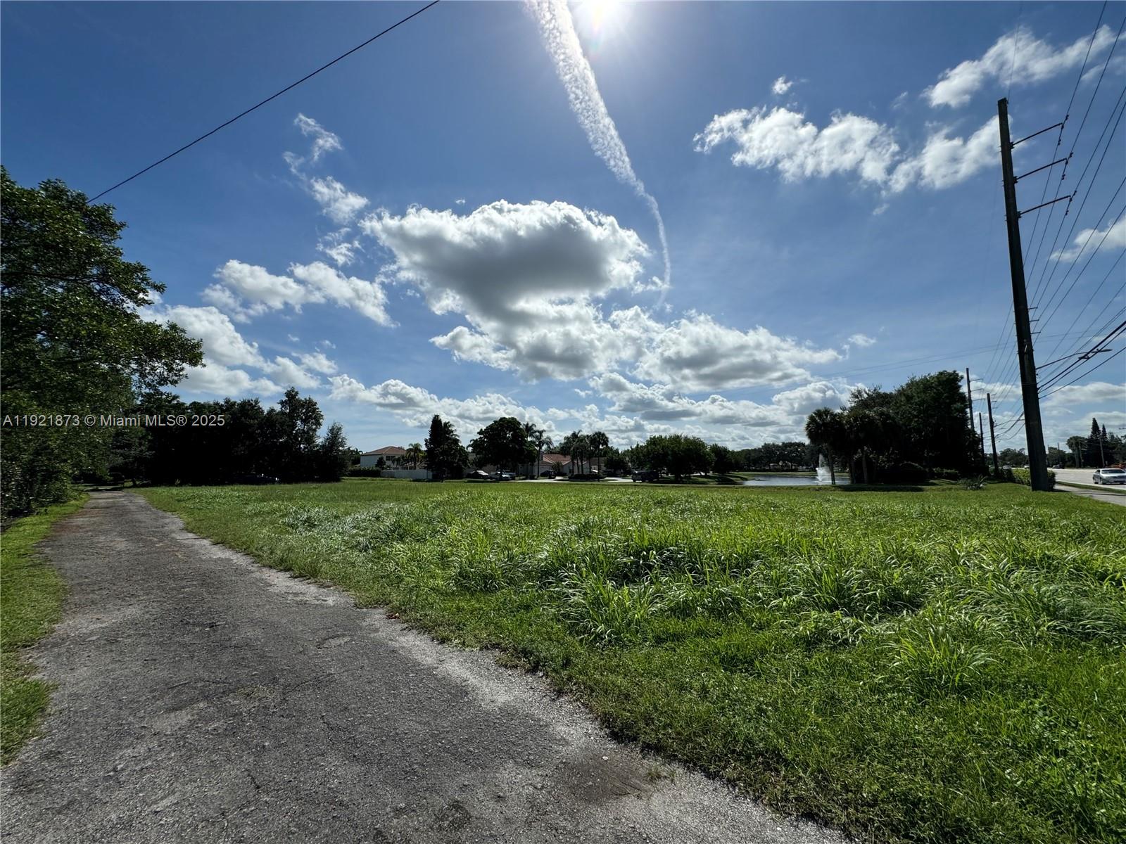 See details / sq. ft. $ 2025-11-27 0 Photo