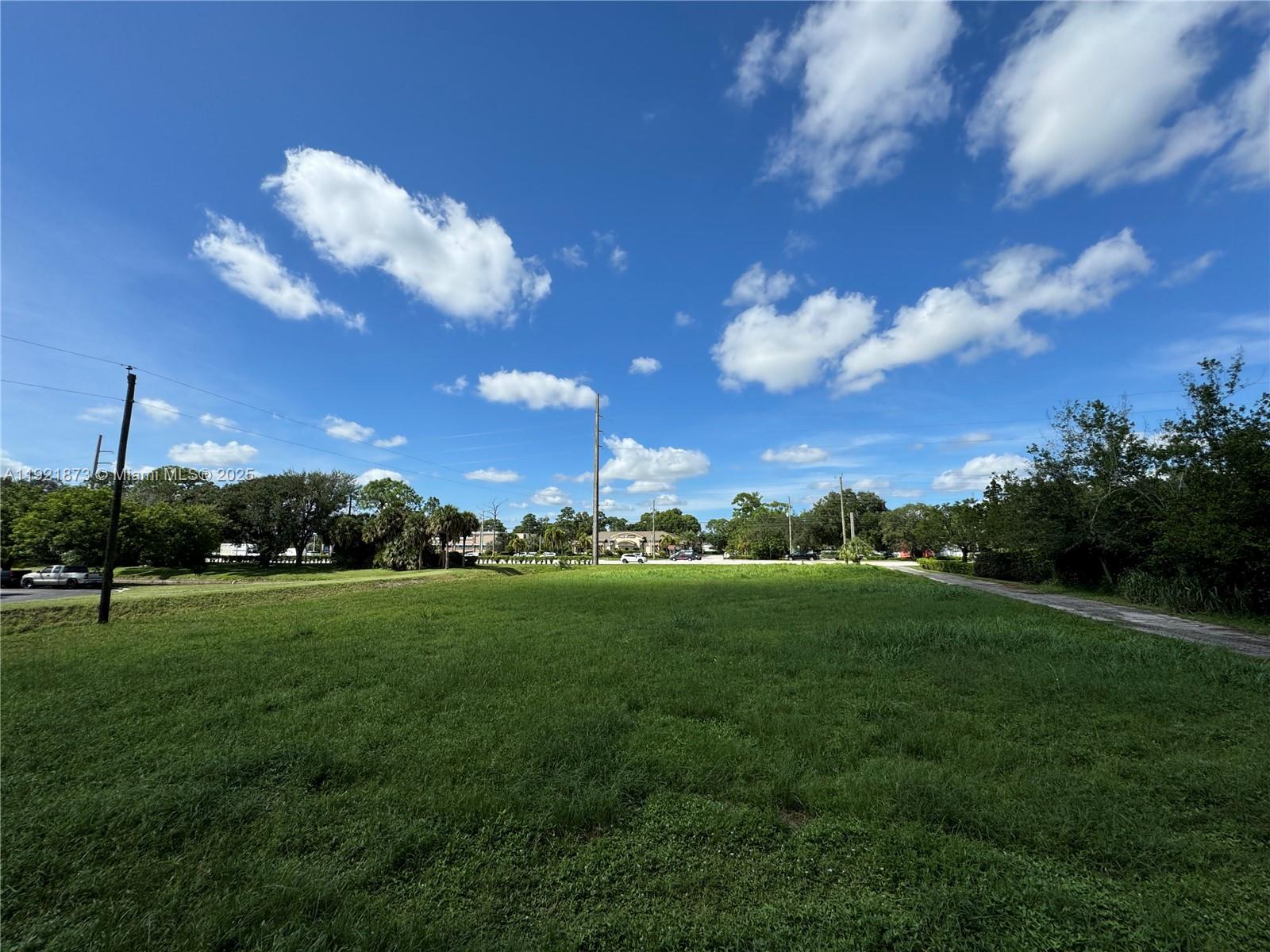 See details / sq. ft. $ 2025-11-27 0 Photo