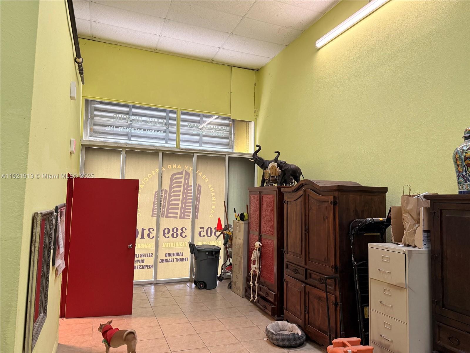 3  /   sq. ft. $ 2025-11-27 0 Photo