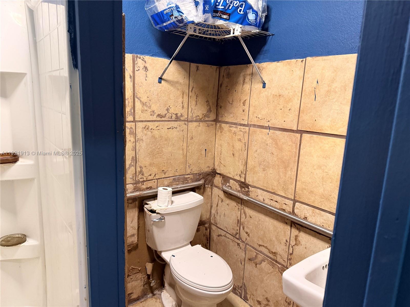 3  /   sq. ft. $ 2025-11-27 0 Photo