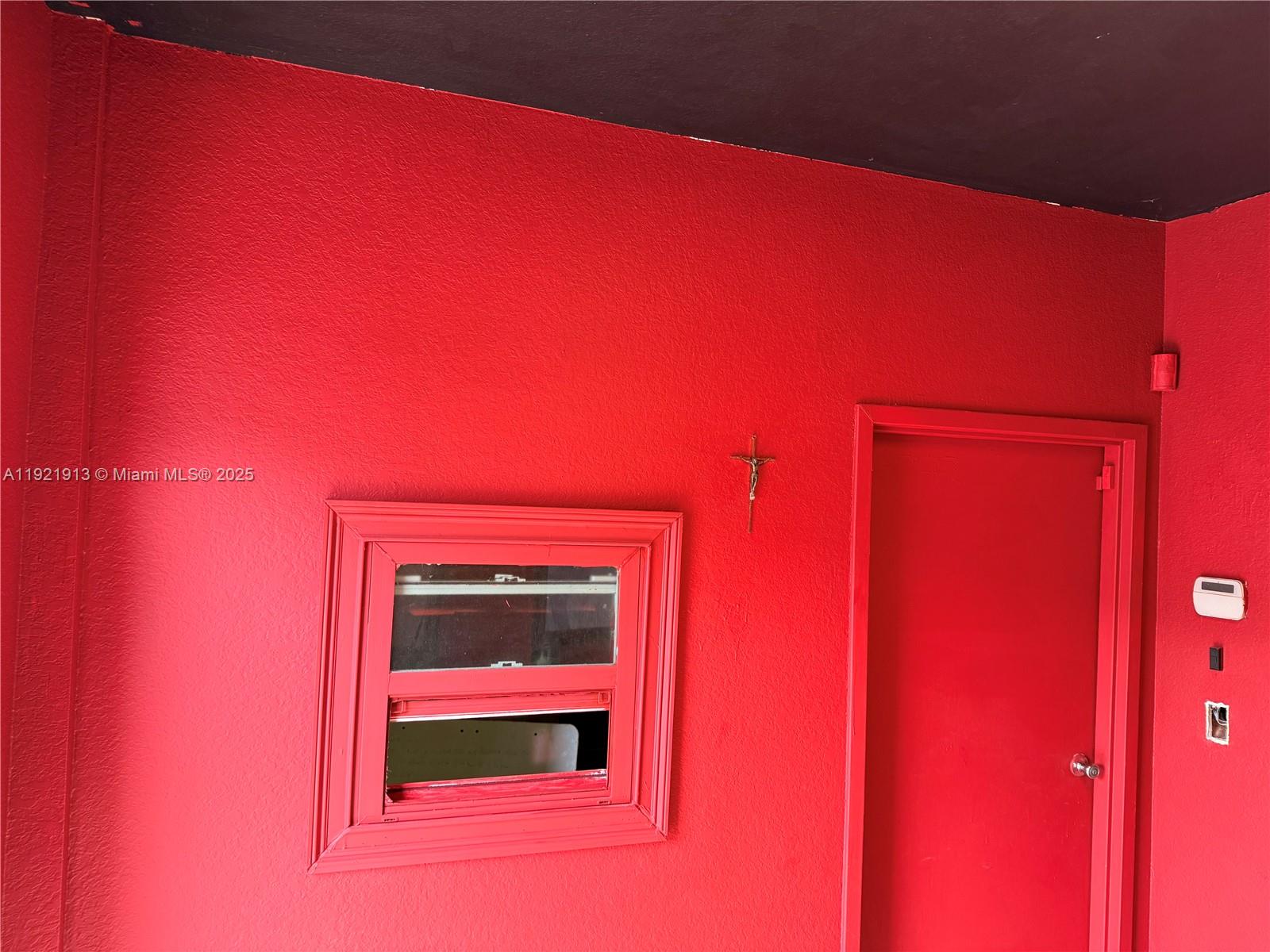 3  /   sq. ft. $ 2025-11-27 0 Photo