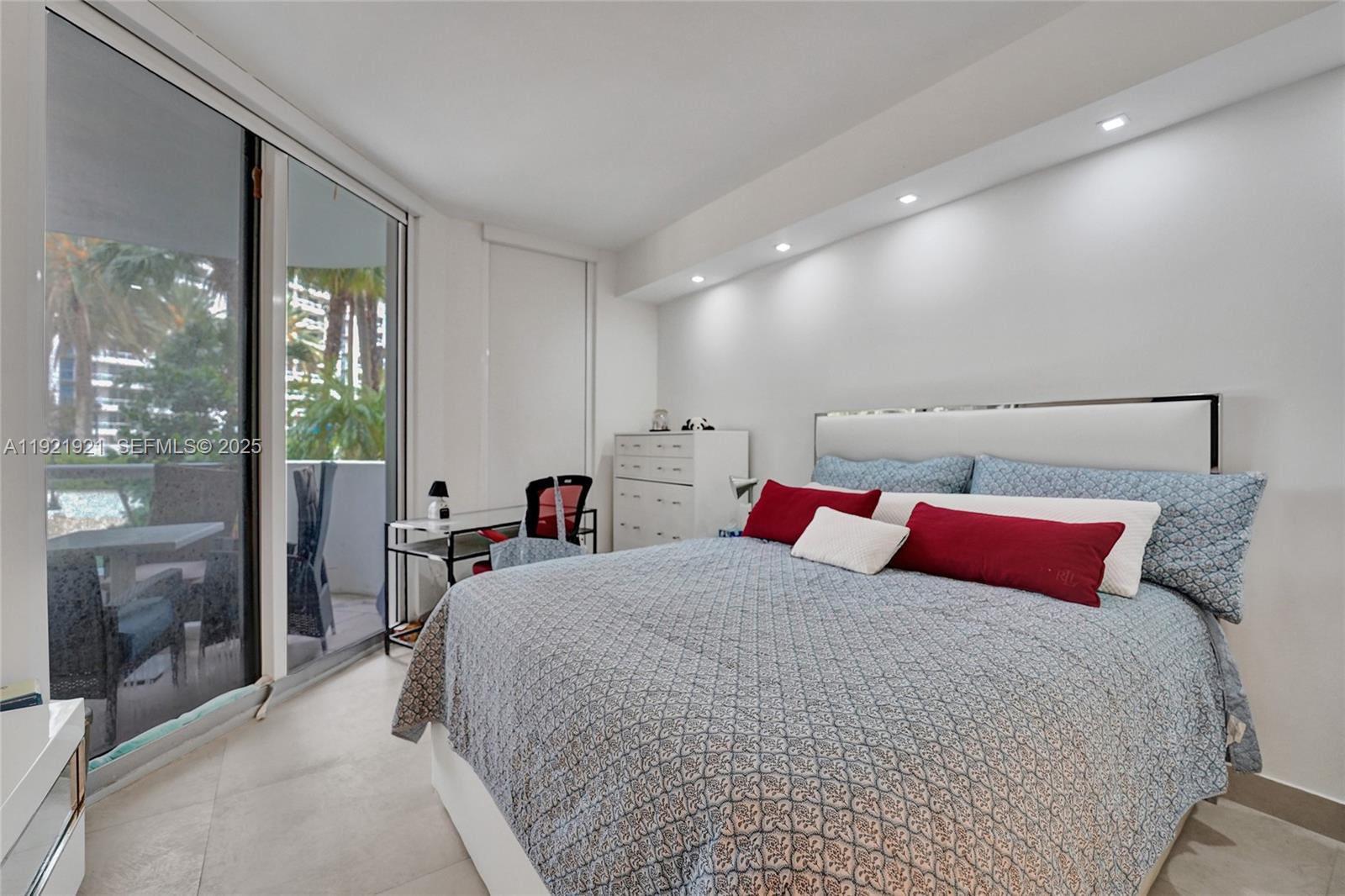 Photo of 21200 Point Place #403, Aventura, Florida, 33180 -