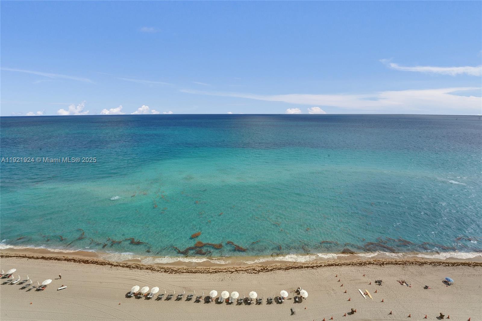 1601 3 / 4 2928 кв.футов $ 2025-11-27 0 Фото