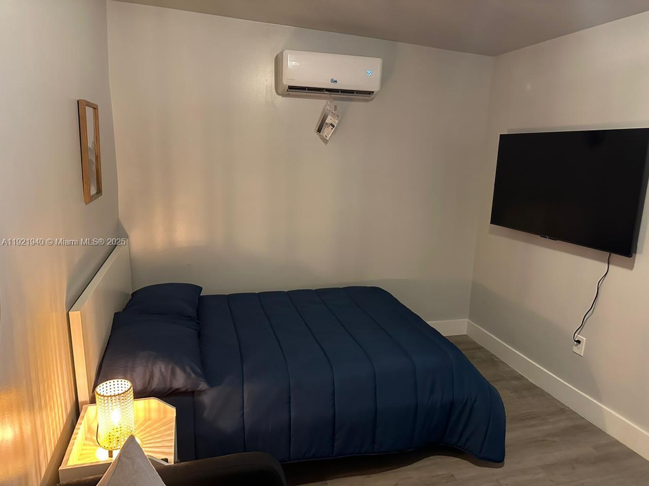 See details / 1908 sq. ft. $ 2025-11-28 0 Photo