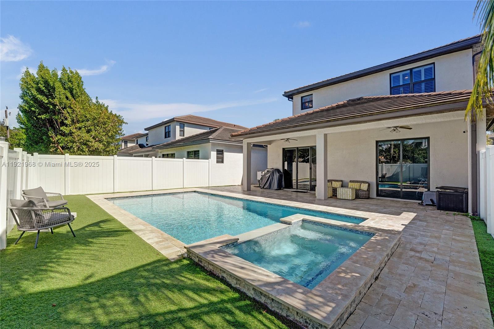 4947 3 / 3 2187 sq. ft. $ 2025-11-28 0 Photo