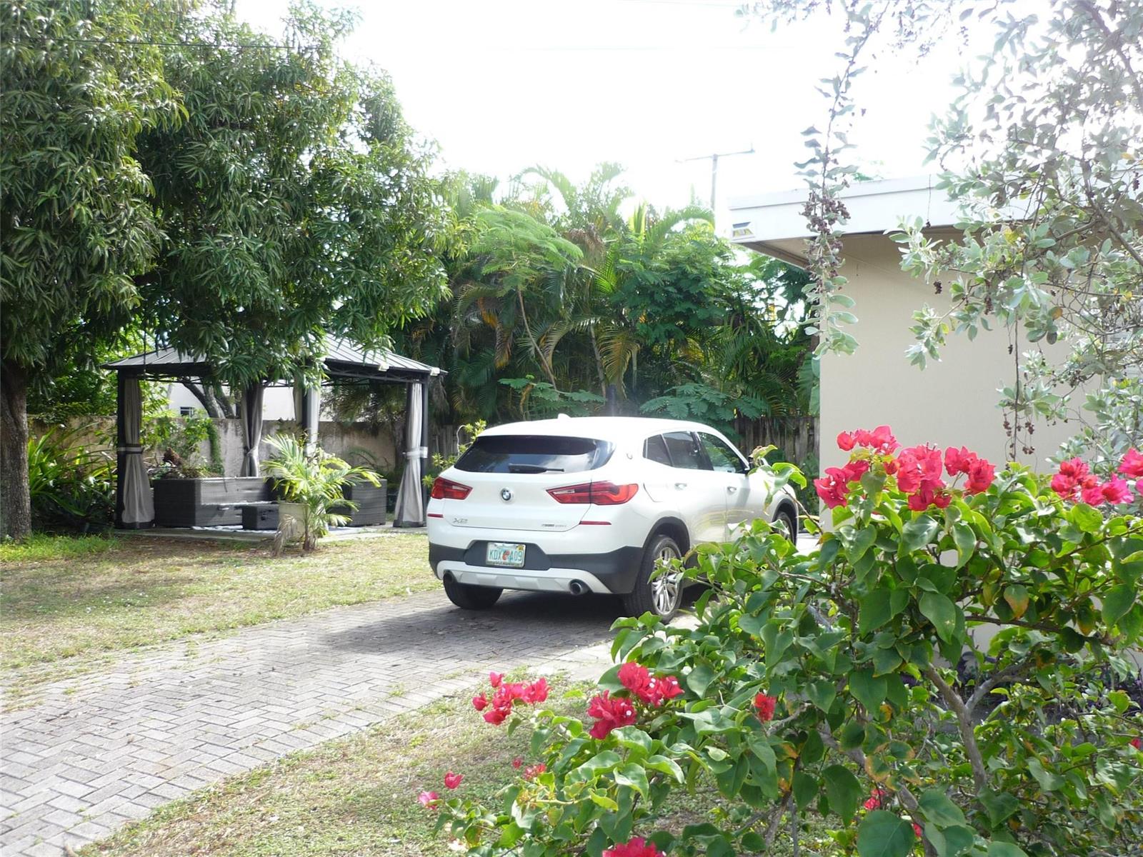 Ver detalles / 0 1495 sq. ft. $ 2026-04-19 0 foto