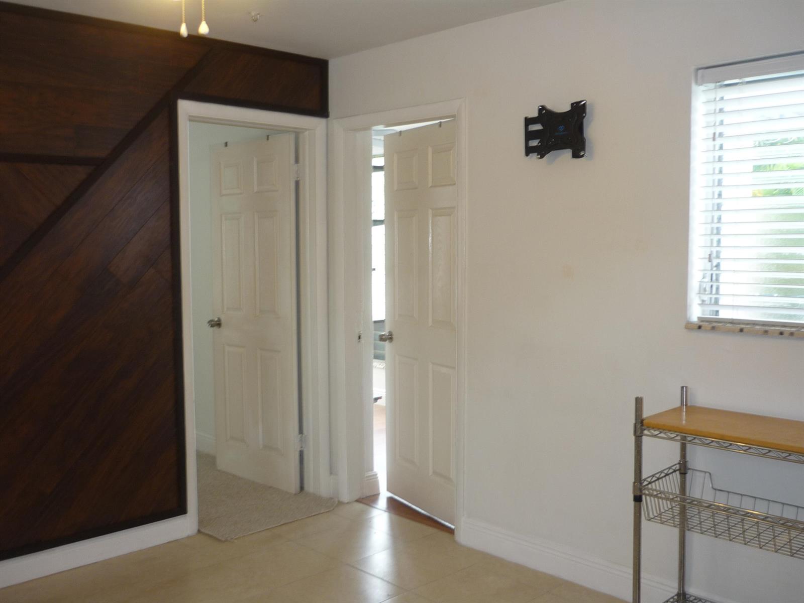Ver detalles / 0 1495 sq. ft. $ 2026-04-19 0 foto
