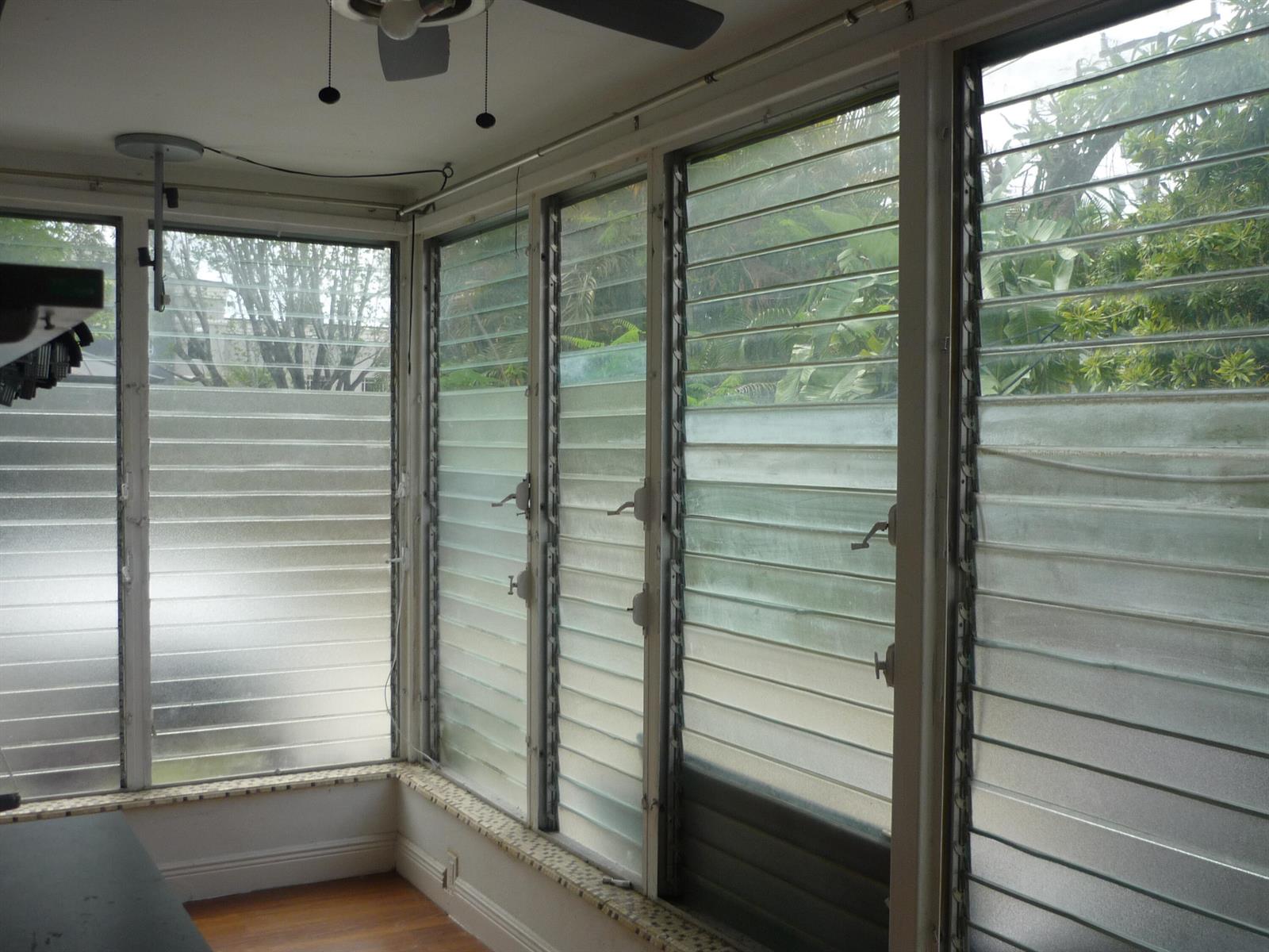 Ver detalles / 0 1495 sq. ft. $ 2026-04-19 0 foto