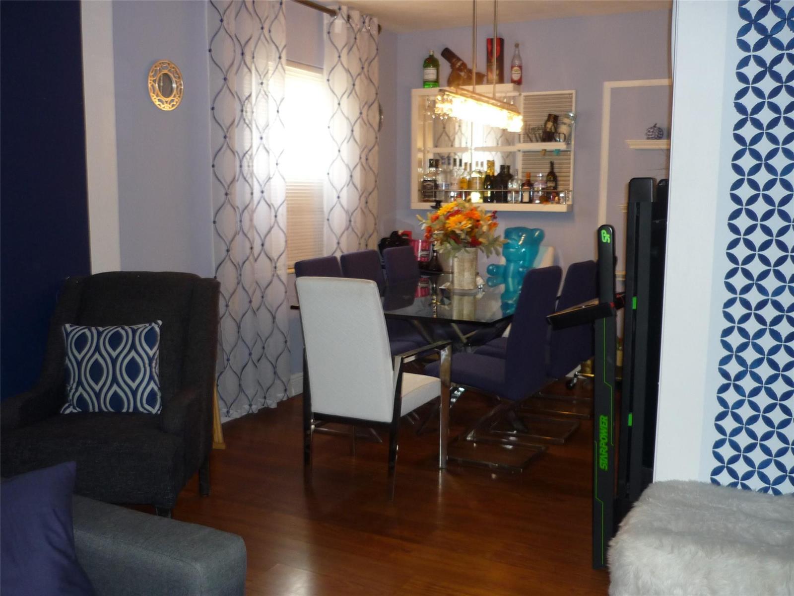 Ver detalles / 0 1495 sq. ft. $ 2026-04-19 0 foto