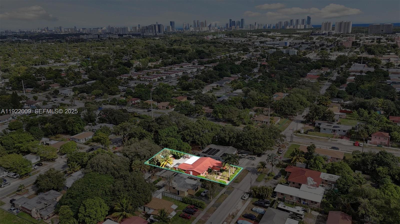   /   кв.футов $ 2025-11-28 0 Фото