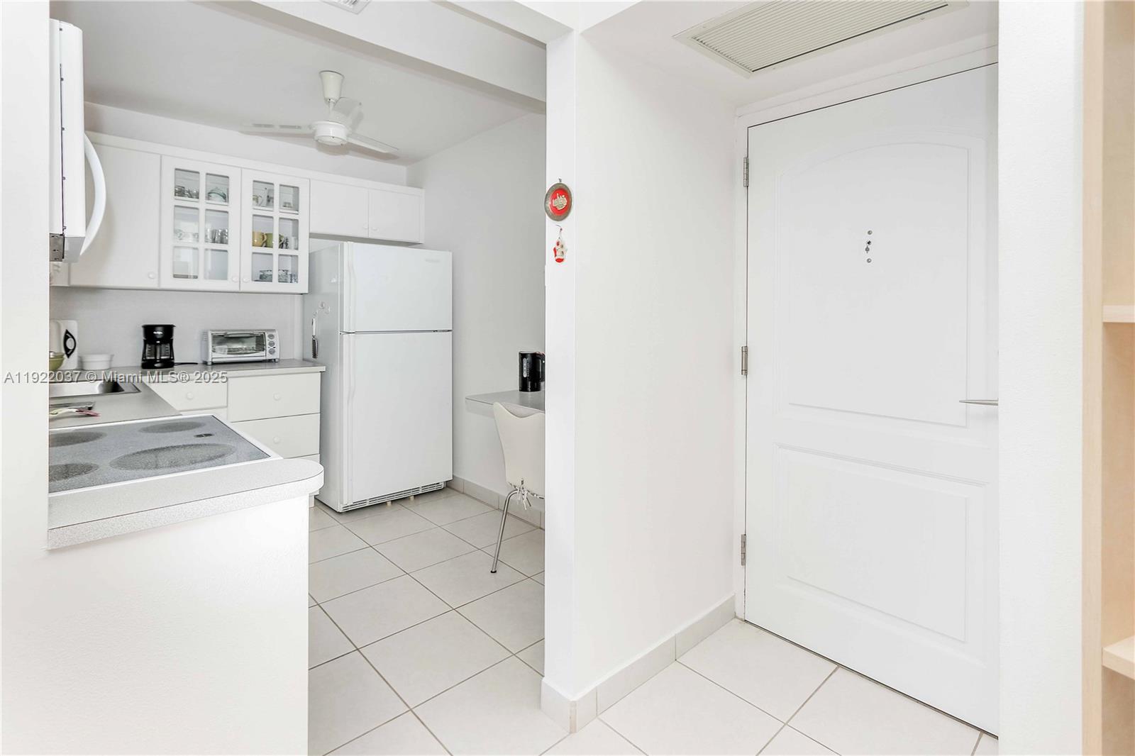 Photo of 3625 Country Club Dr #1804, Aventura, Florida, 33180 -