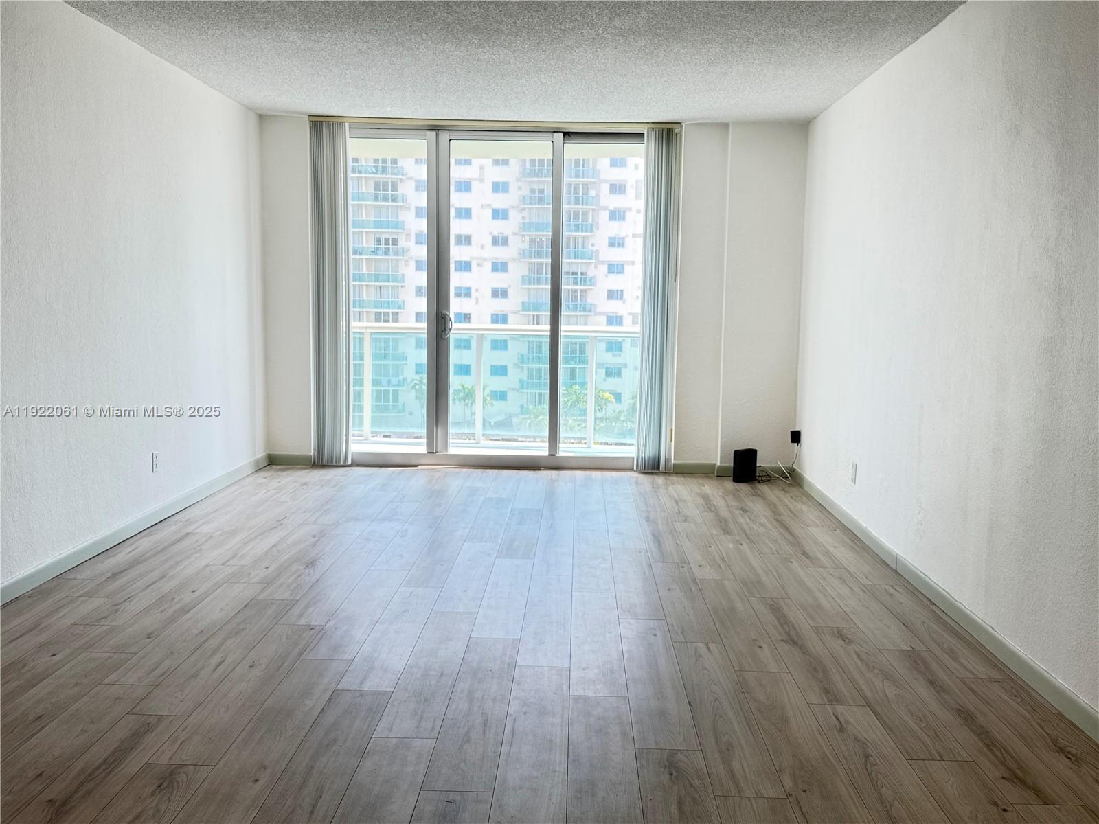 Photo of 19380 Collins Ave #602, Sunny Isles Beach, Florida, 33160 -