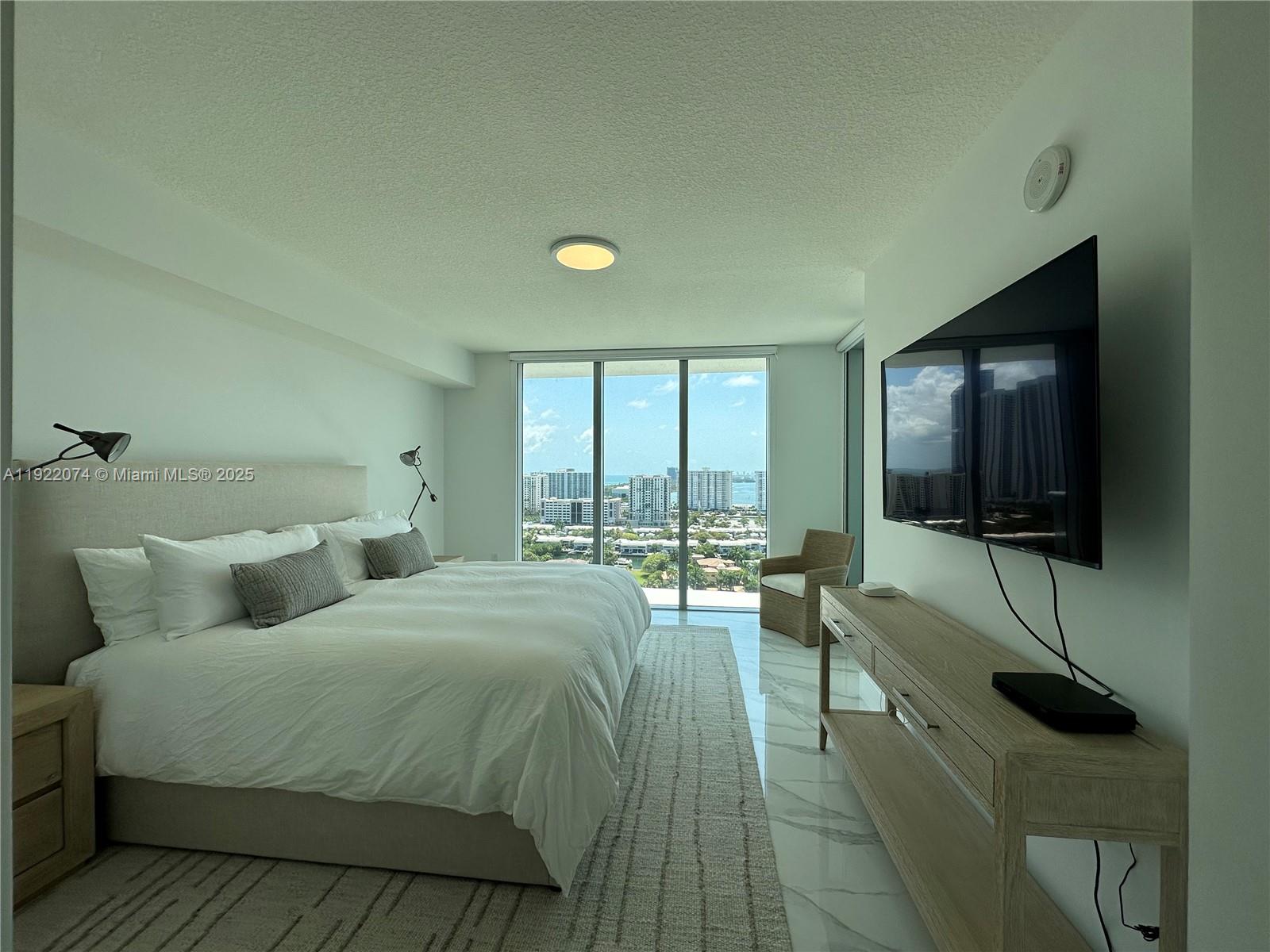 See details 5-2002 3 / 4 1892 sq. ft. $ 2025-11-28 0 Photo