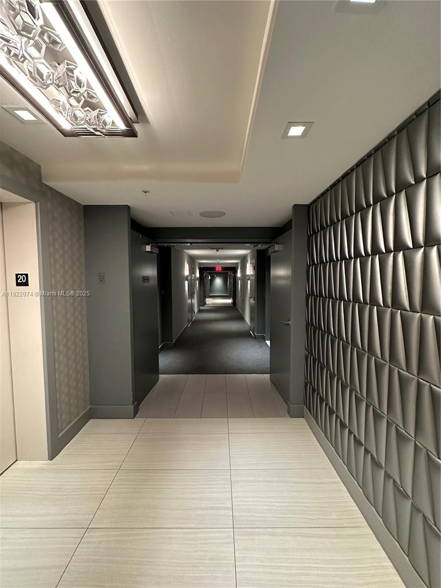 See details 5-2002 3 / 4 1892 sq. ft. $ 2025-11-28 0 Photo