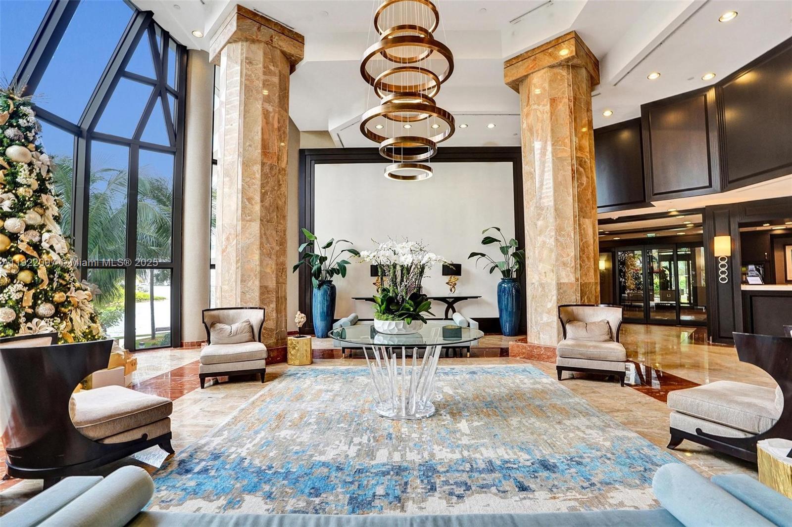 1007 2 / 2 2120 sq. ft. $ 2025-11-28 0 foto