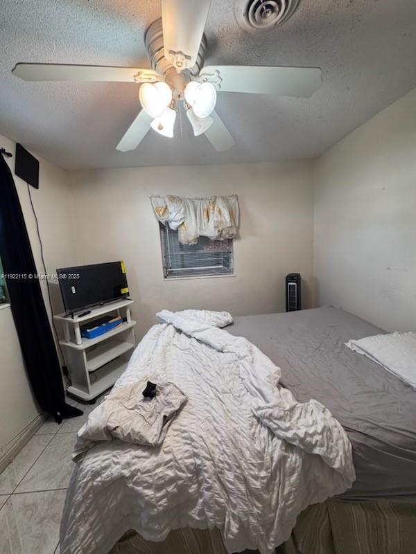 5890 3 / 1 1358 sq. ft. $ 2025-11-28 0 Photo