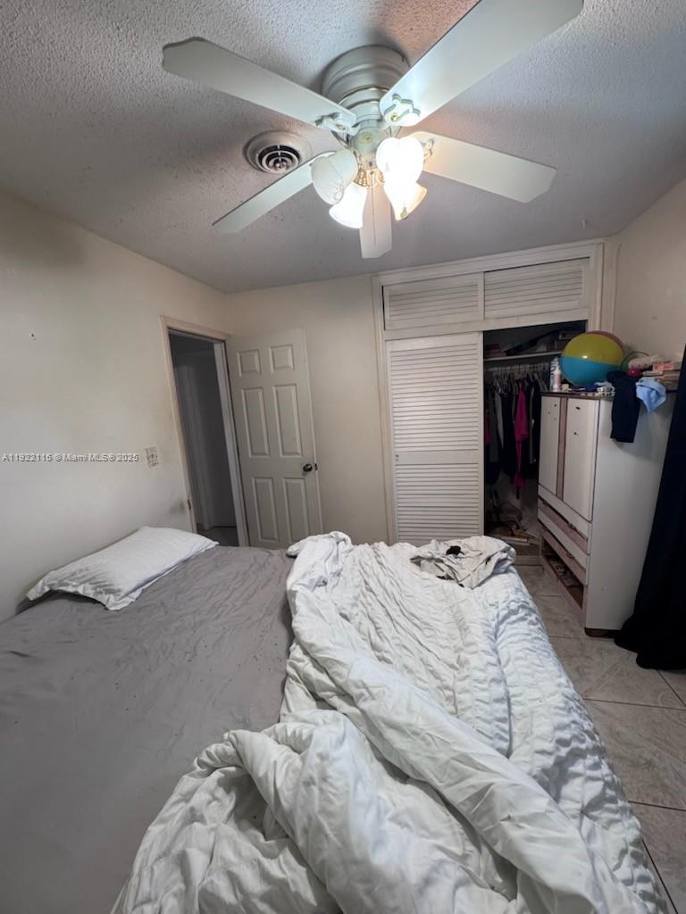 5890 3 / 1 1358 sq. ft. $ 2025-11-28 0 Photo