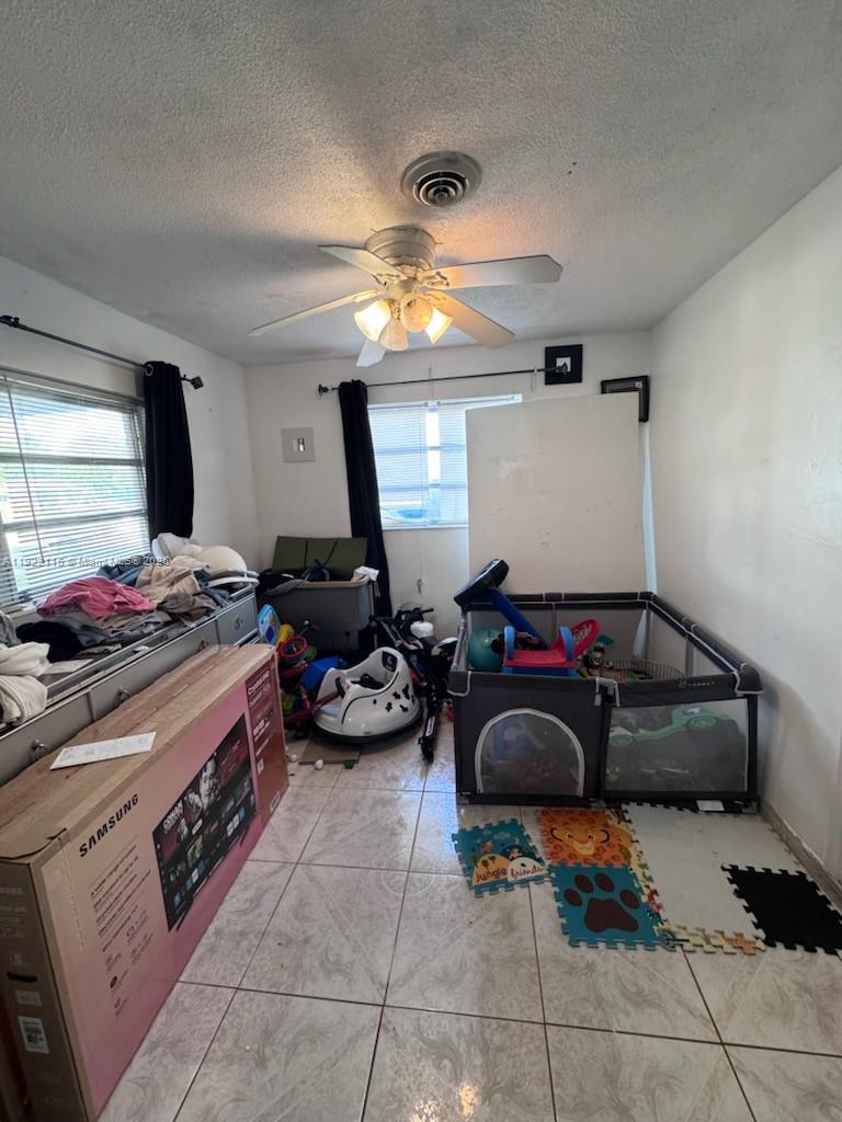 5890 3 / 1 1358 sq. ft. $ 2025-11-28 0 Photo