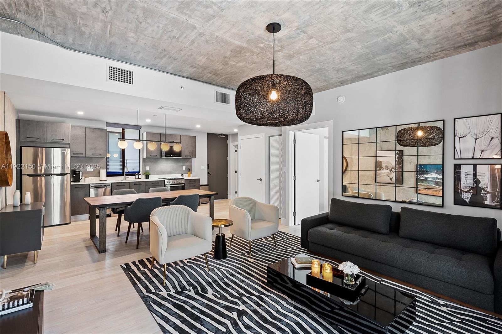   /   sq. ft. $ 2025-11-28 0 Photo