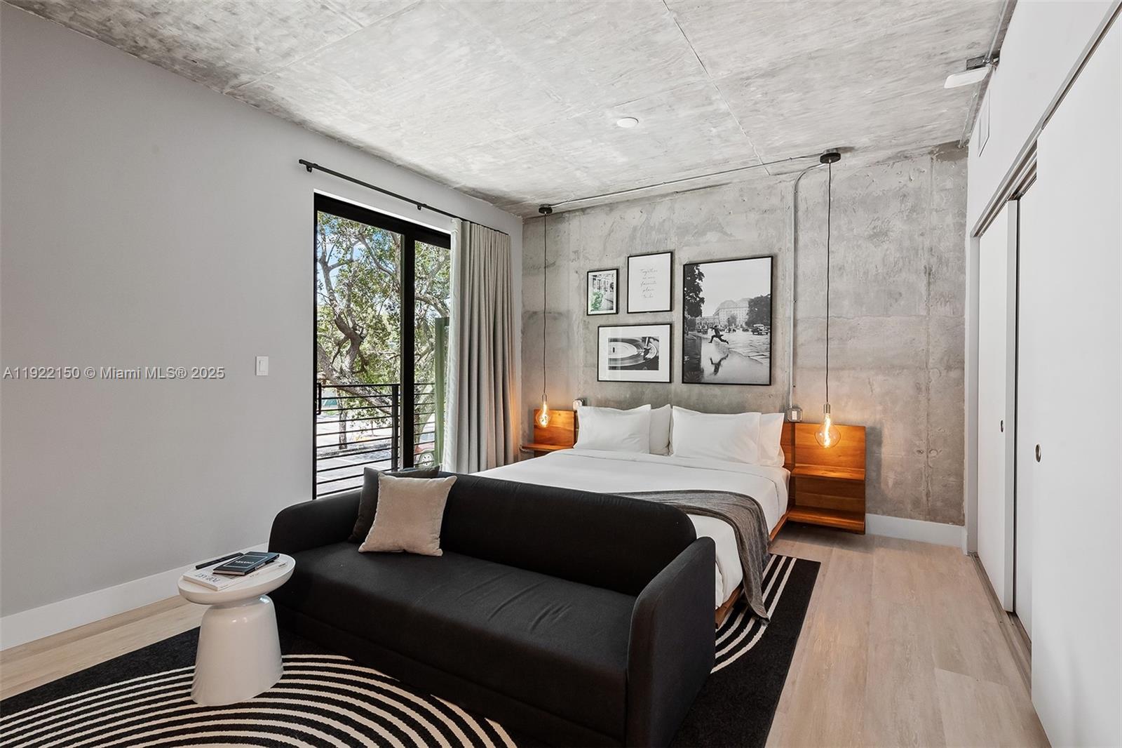   /   sq. ft. $ 2025-11-28 0 Photo