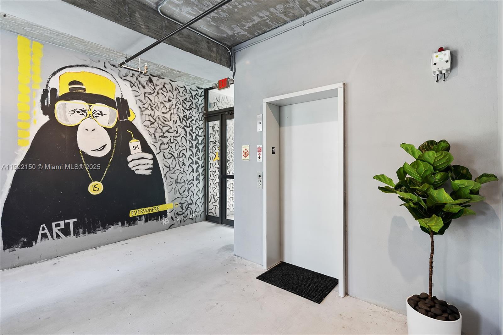   /   sq. ft. $ 2025-11-28 0 Photo