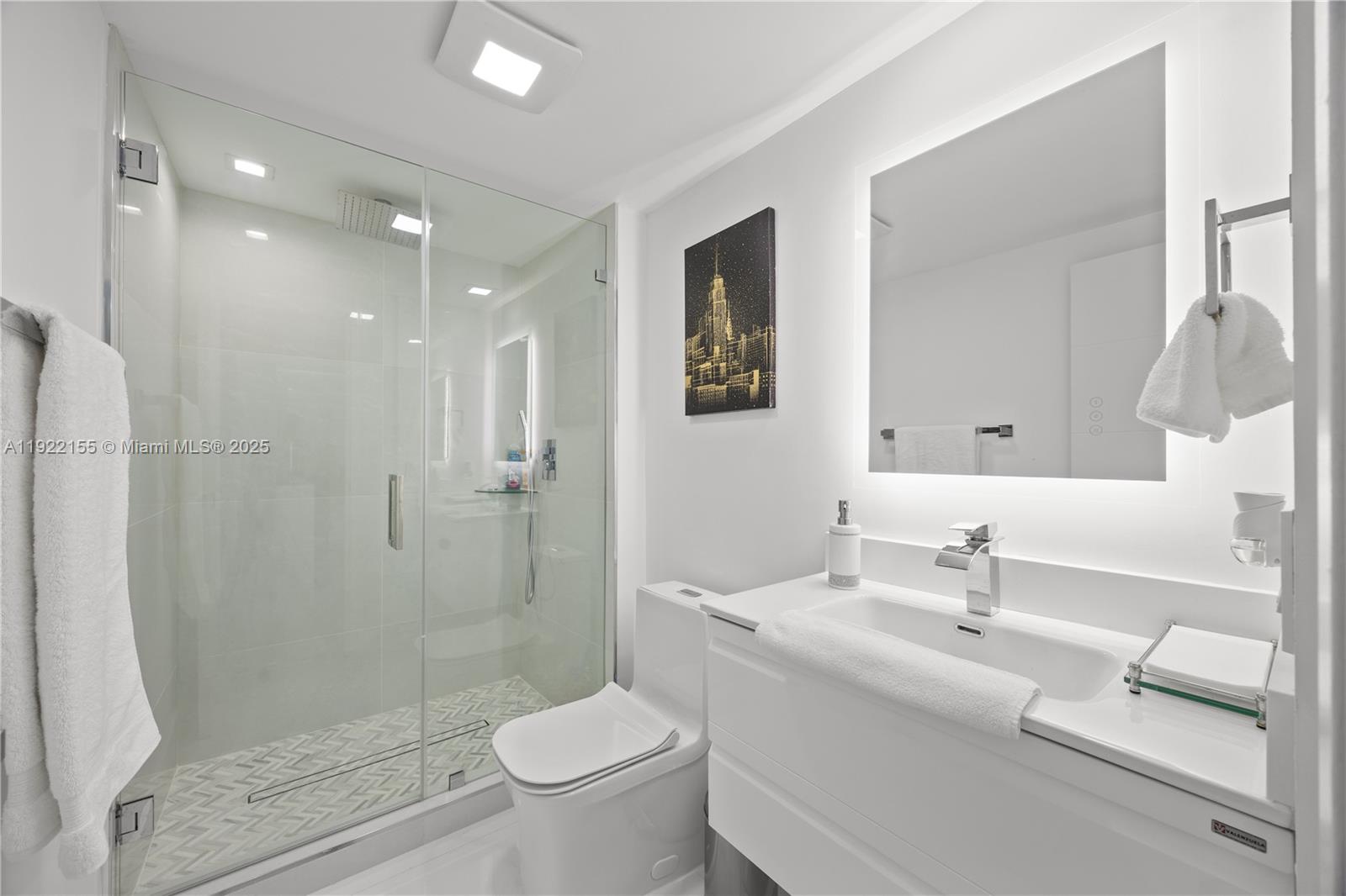 Photo of 20379 Country Club Dr  #1533, Aventura, Florida, 33180 - 