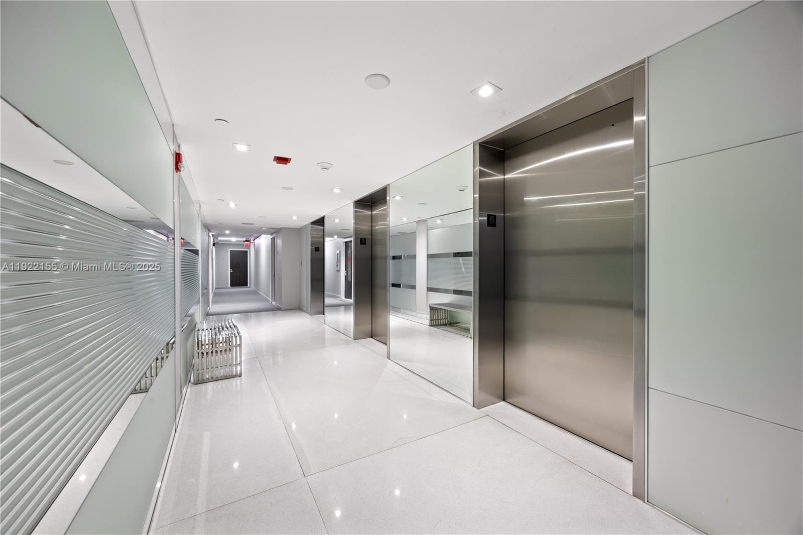 Photo of 20379 Country Club Dr  #1533, Aventura, Florida, 33180 - 