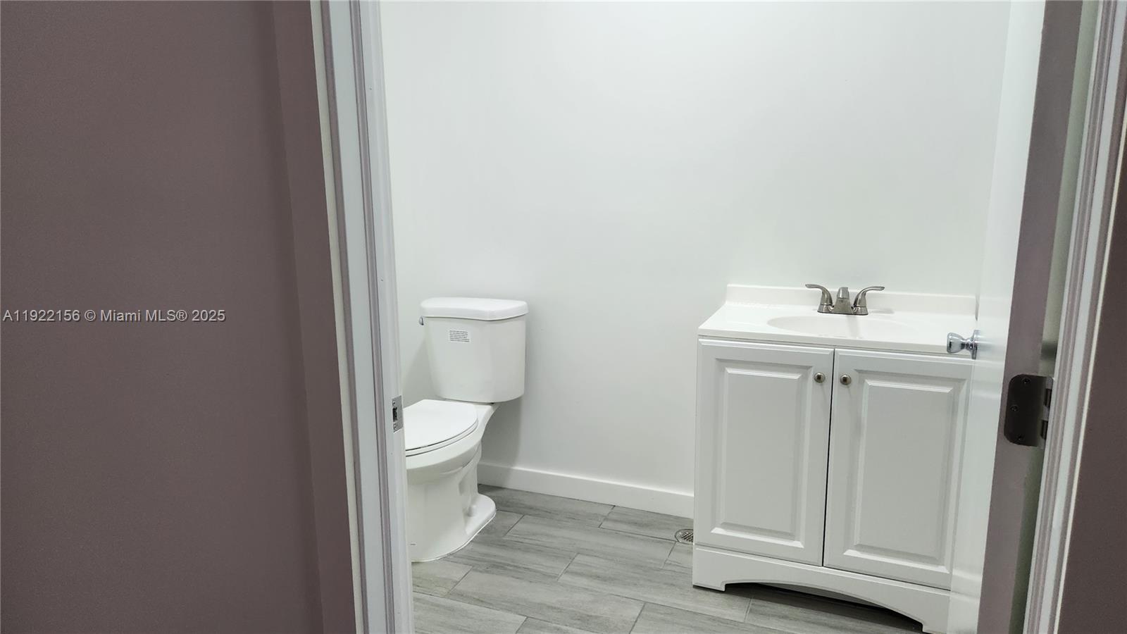 5  /   sq. ft. $ 2025-11-28 0 Photo