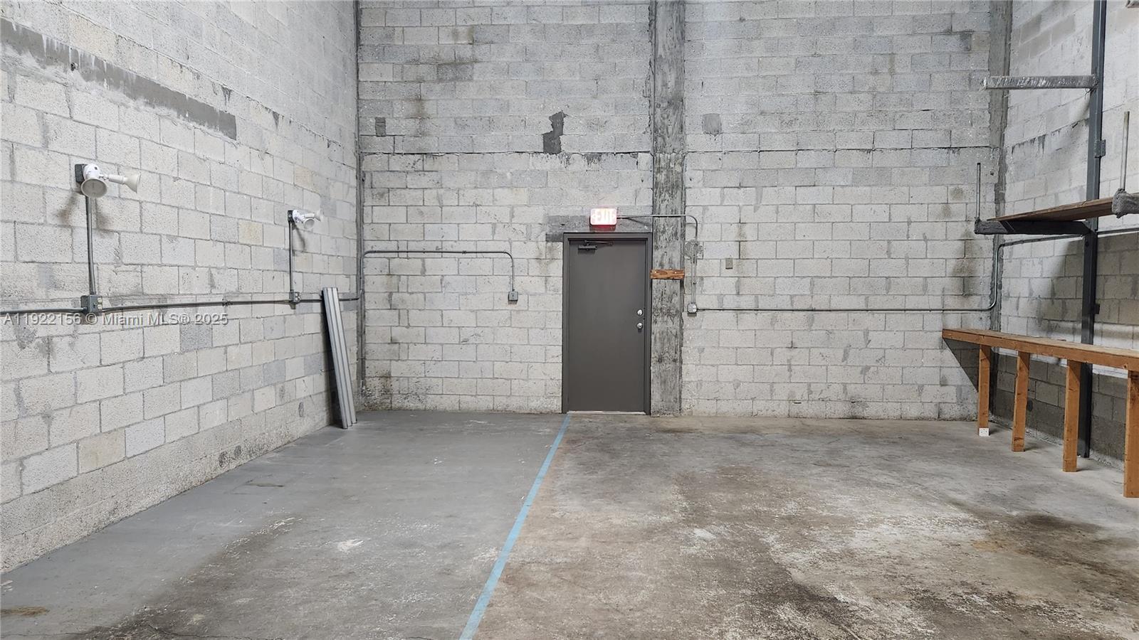 5  /   sq. ft. $ 2025-11-28 0 Photo