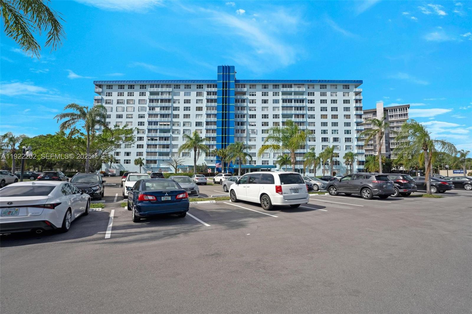 See details 609 1 / 2 844 sq. ft. $ 2025-11-29 0 Photo