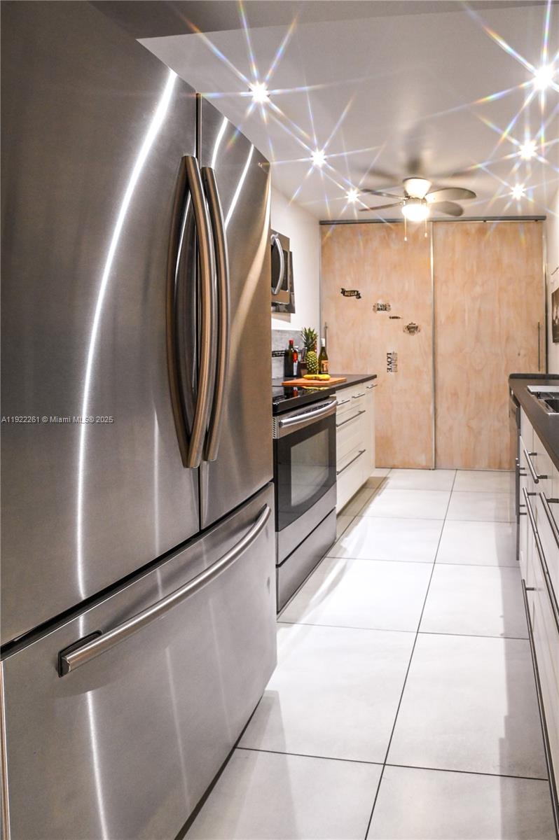 See details 804 1 / 2 844 sq. ft. $ 2025-11-29 0 Photo