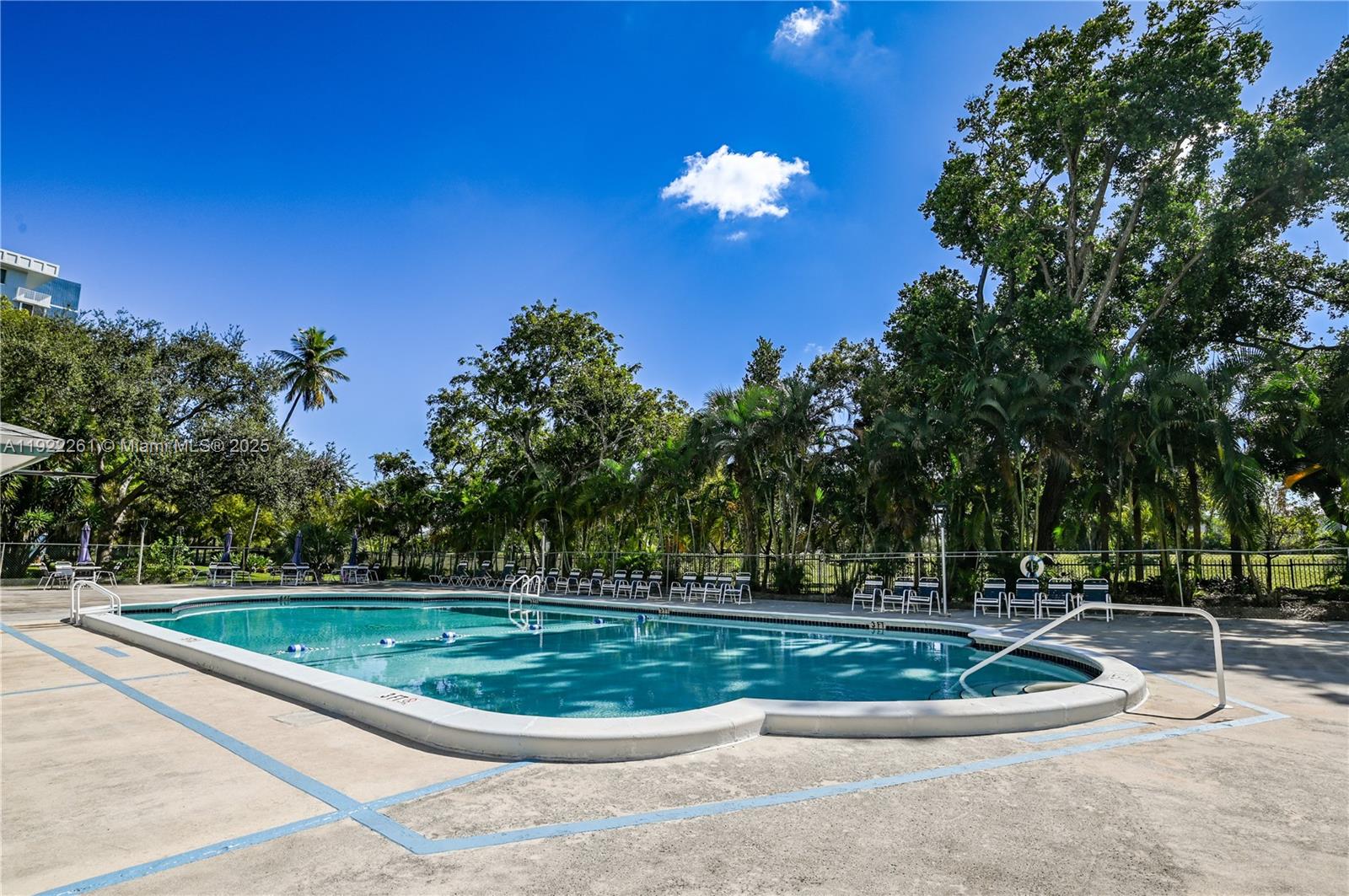 See details 804 1 / 2 844 sq. ft. $ 2025-11-29 0 Photo