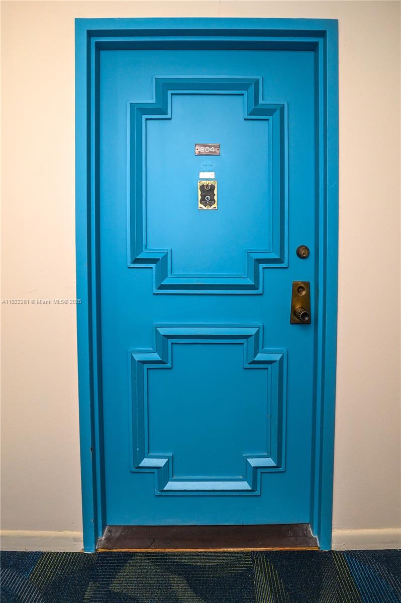 See details 804 1 / 2 844 sq. ft. $ 2025-11-29 0 Photo