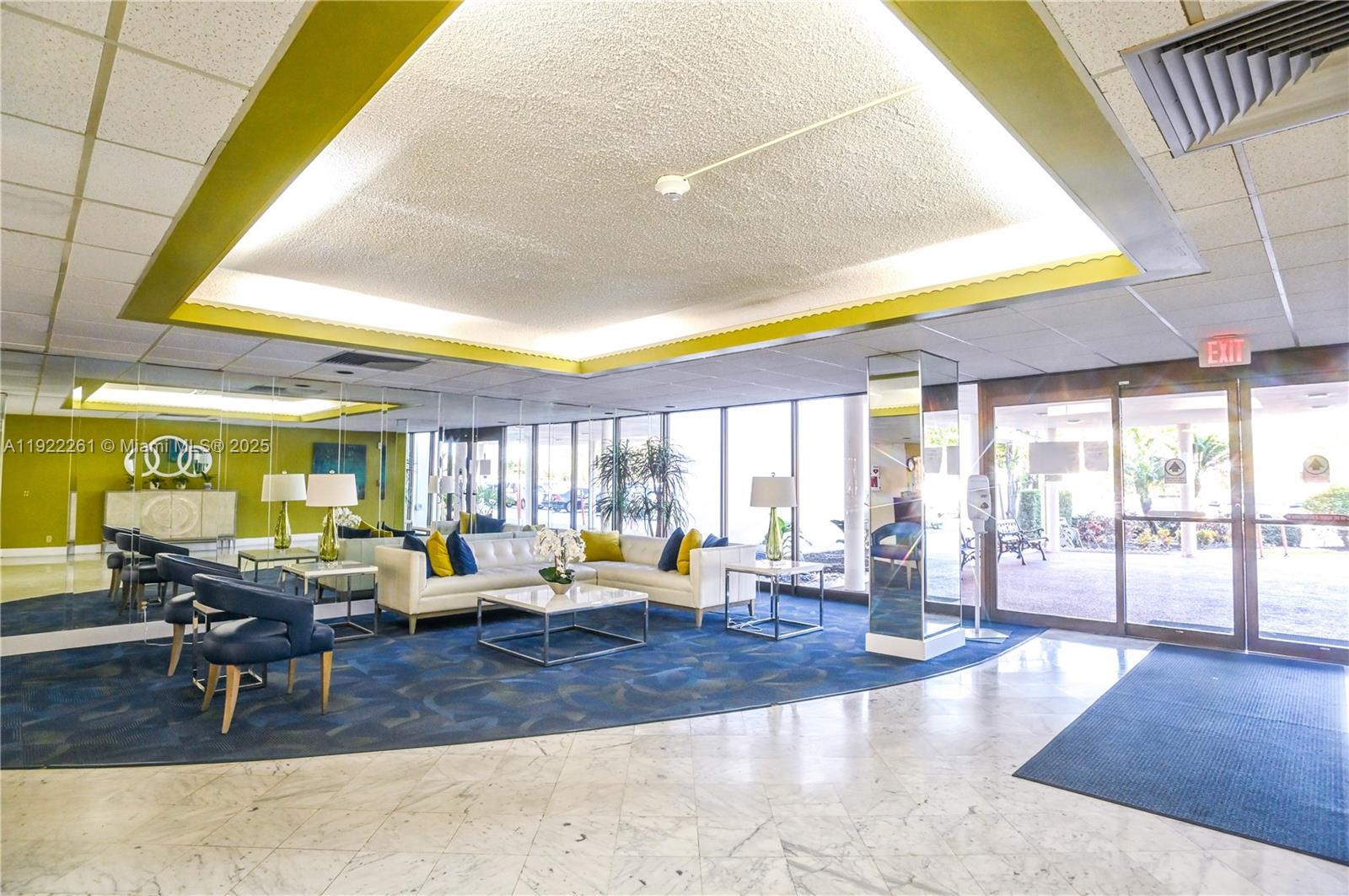 See details 804 1 / 2 844 sq. ft. $ 2025-11-29 0 Photo