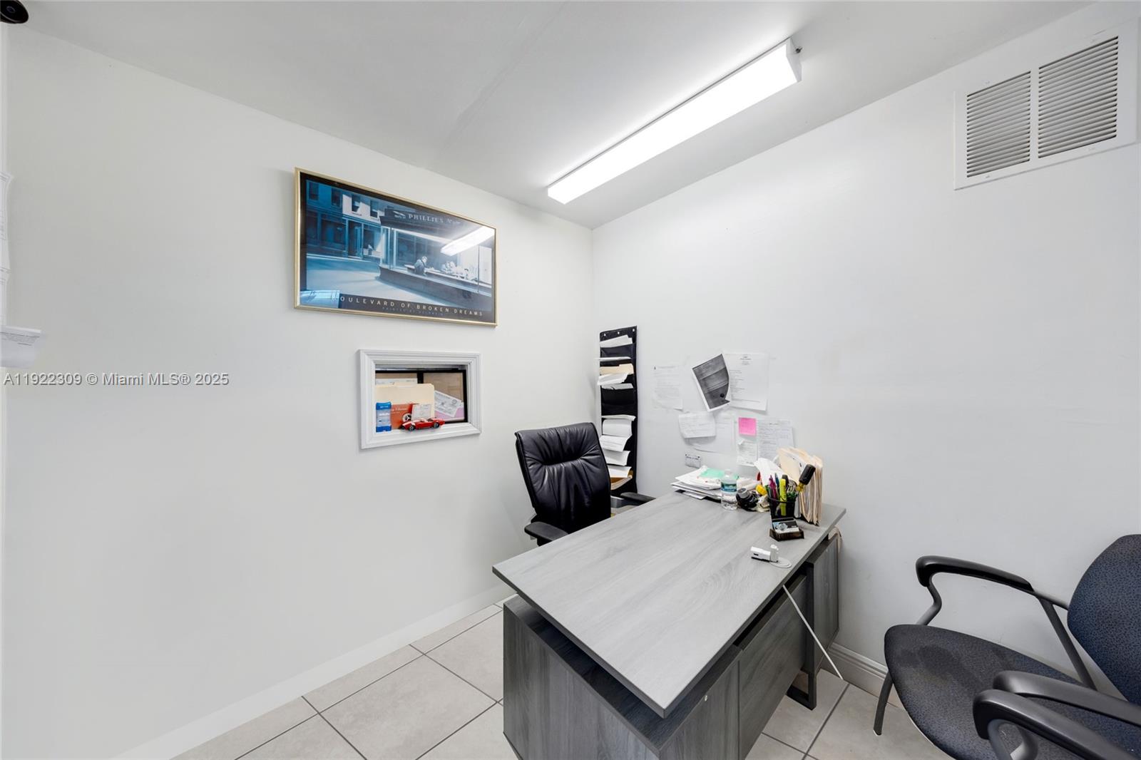 See details / sq. ft. $ 2025-11-29 0 Photo