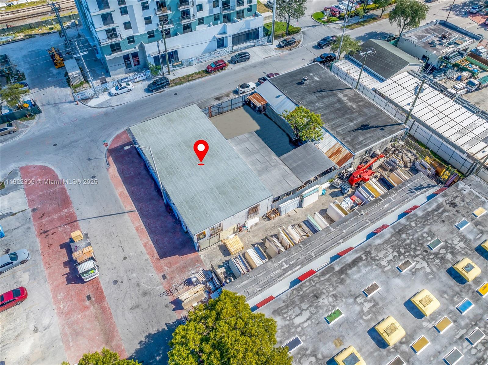 See details / sq. ft. $ 2025-11-29 0 Photo